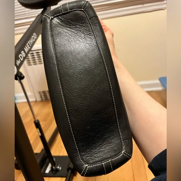 COACH - East West Legacy Handbag F066-1417 - Black Leather (EUC) - Picture 6 of 16